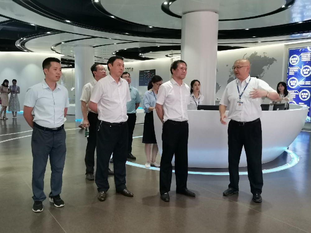 江西省科協(xié)黨組書記、副主席羅瑩蒞臨憶源科技調(diào)研指導